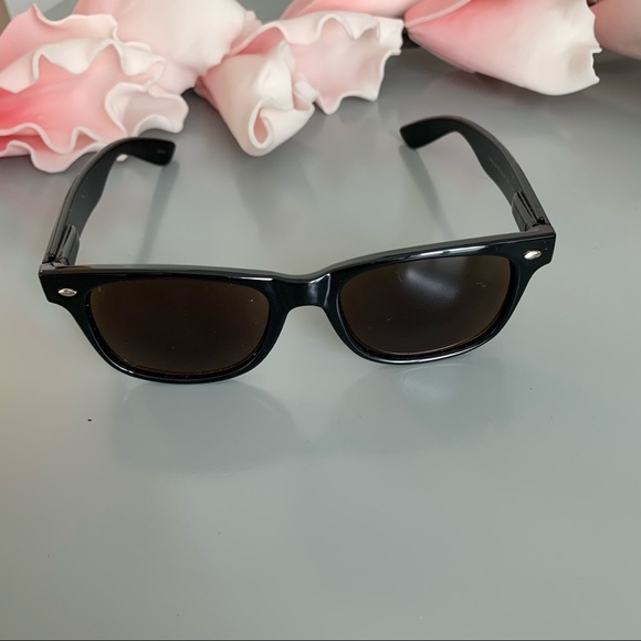 Accessories - 3/$20🎁Readers sunglasses +2.50 BNWOT